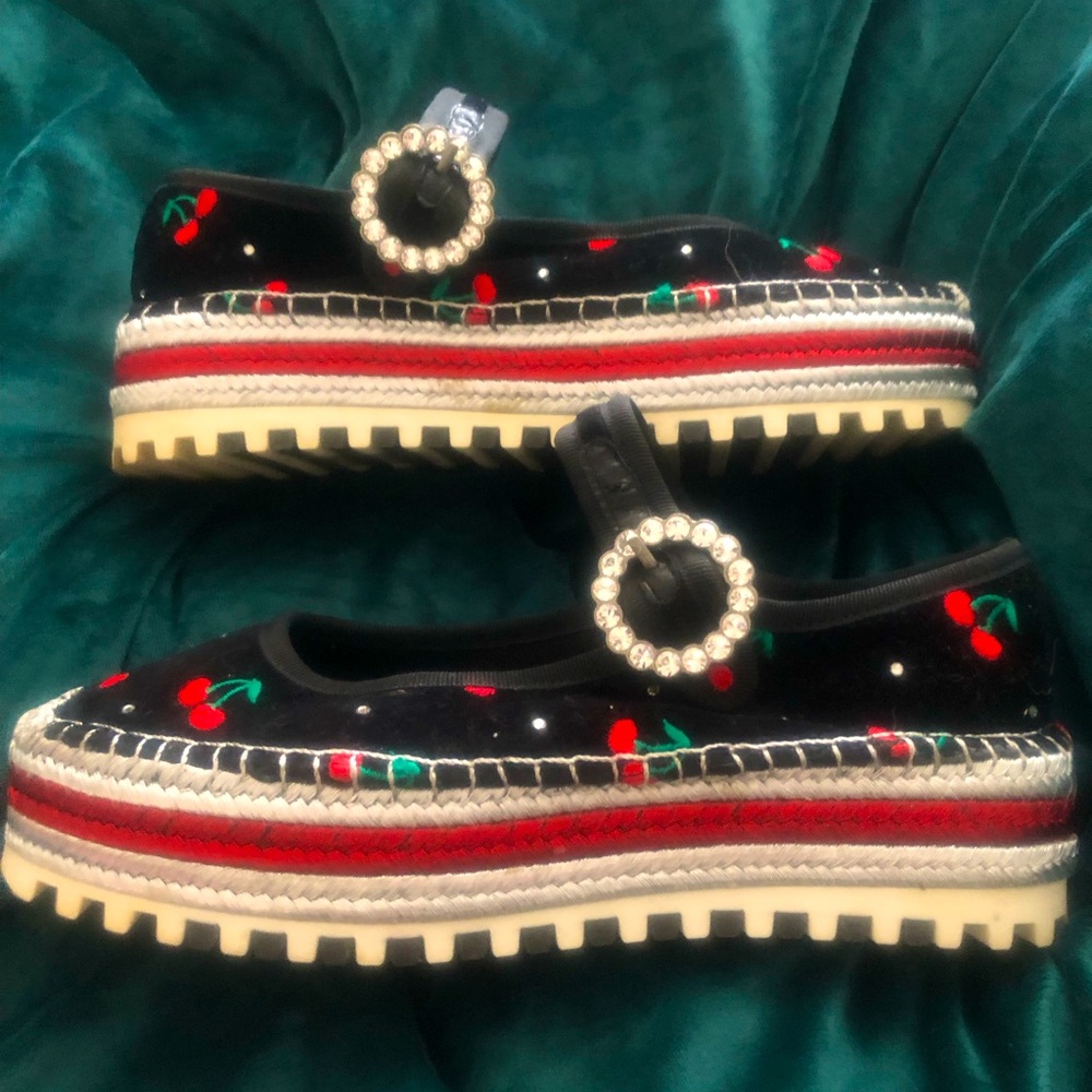 MARC JACOBS CHERRY PLATFORM MARYJANES